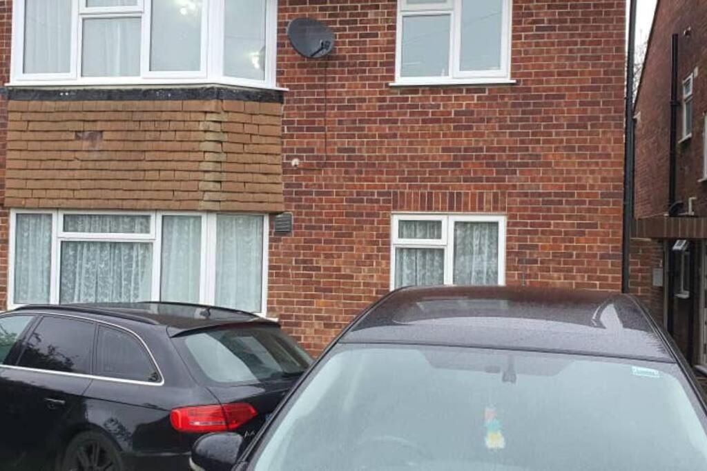 Exquisite And Modern 2 Bed Maisonette Harmondsworth Bagian luar foto